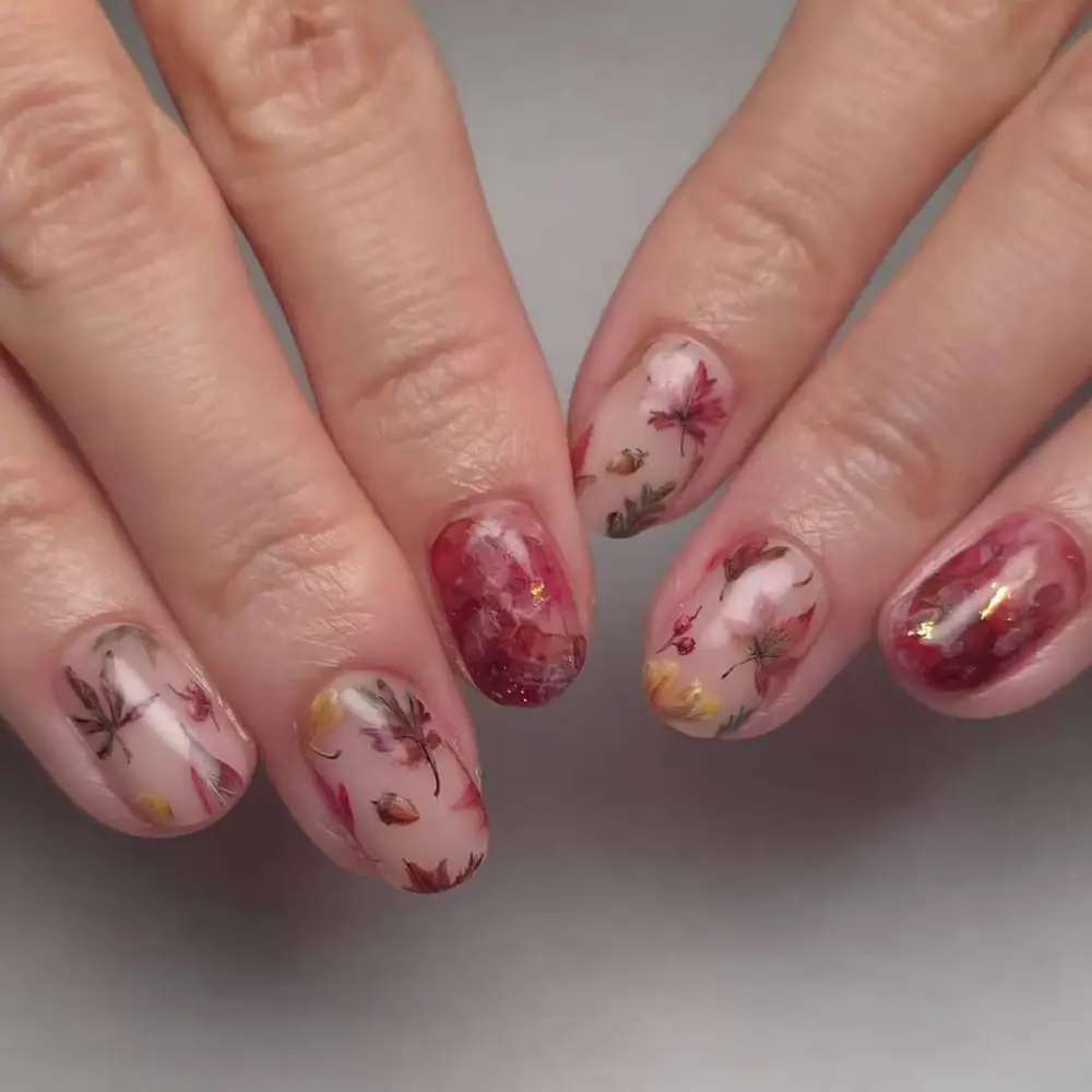 Nailhour 24Pcs Short Oval Maple Leaves Berries Press On Nails