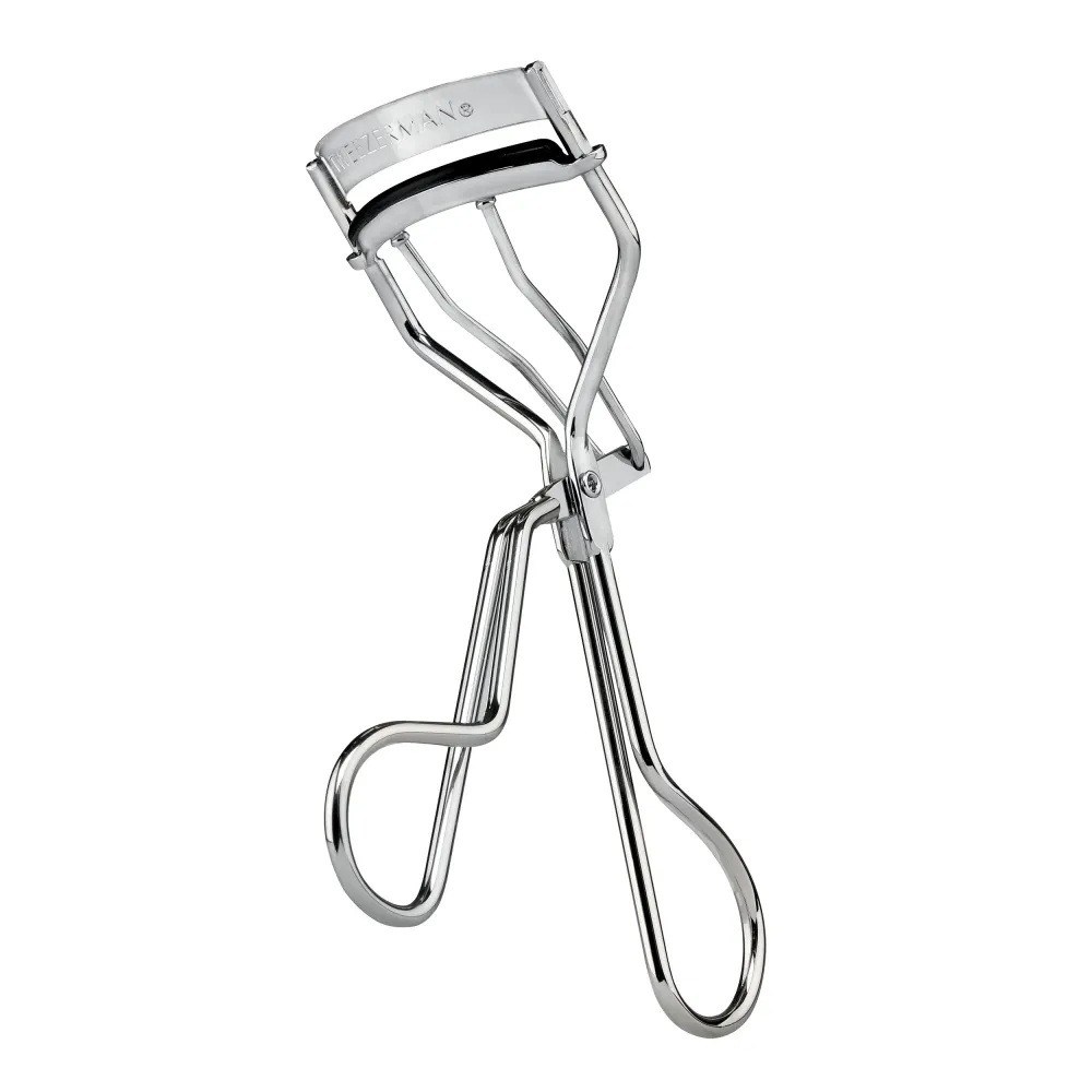 The Manual Metal Eyelash Curler That Fits The Shape Of The Eyes