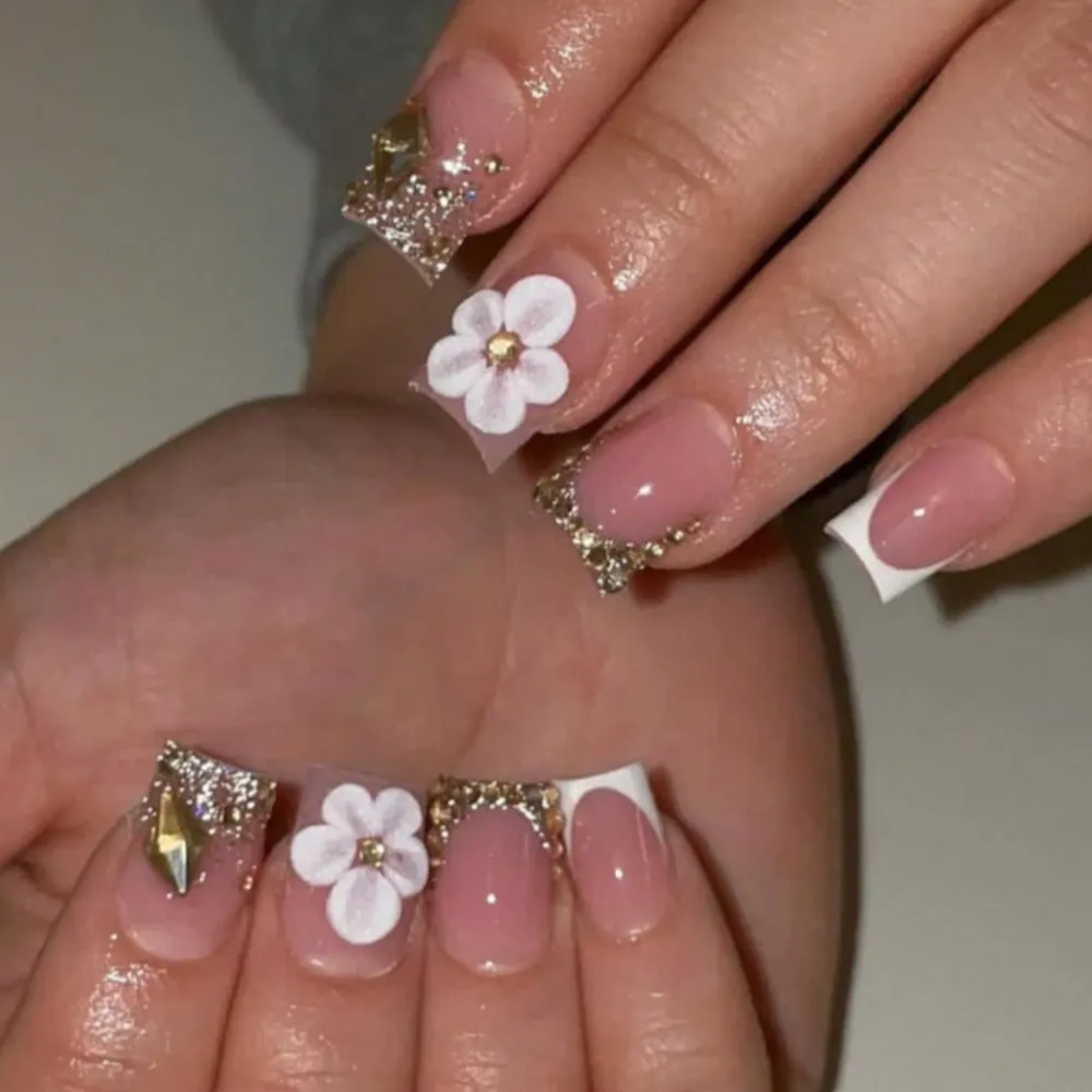 Nailhour 10Pcs French 3D Rhinestone Short Square Press On Nails
