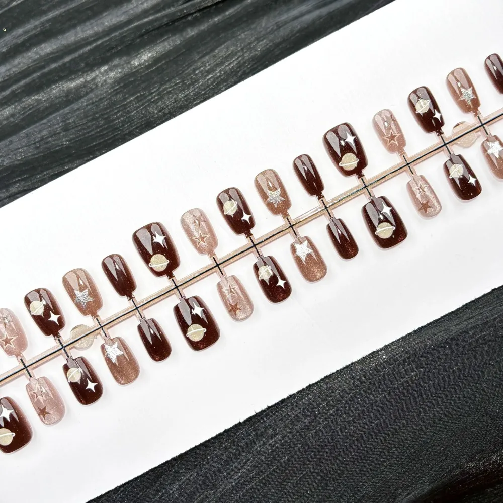 Nailhour 30Pcs Autumn/Winter Brown Medium Square French Press On Nails