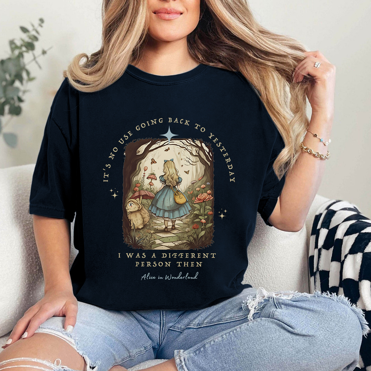 Vintage Alice Alice In Wonderland T-Shirt