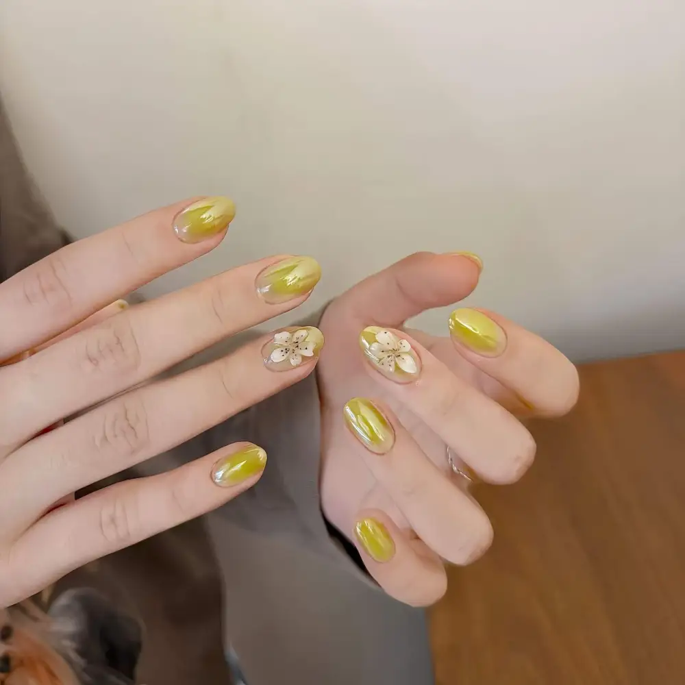 Nailhour Handmade 10Pcs 3D Floral Short Oval Press On Nails
