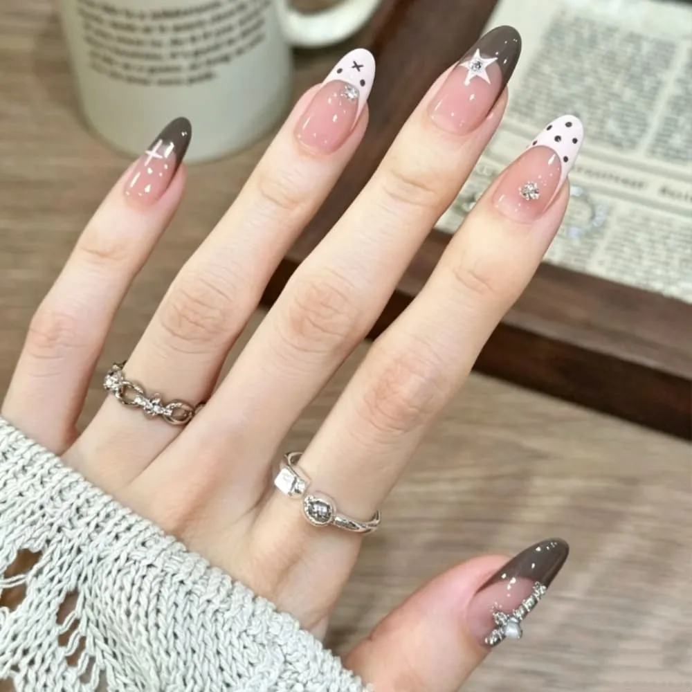 Nailhour 10Pcs Cute Rhinestone French Medium Almond Press On Nails