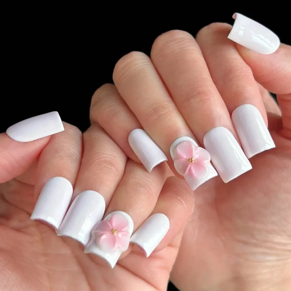 Nailhour 10Pcs Handmade Short Square Y2K Style Pink Flower Press On Nails