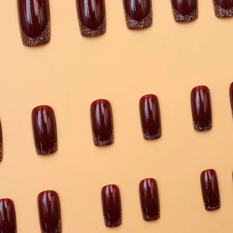 Nailhour 24Pcs Red French Short Square Gilded Press On Nails
