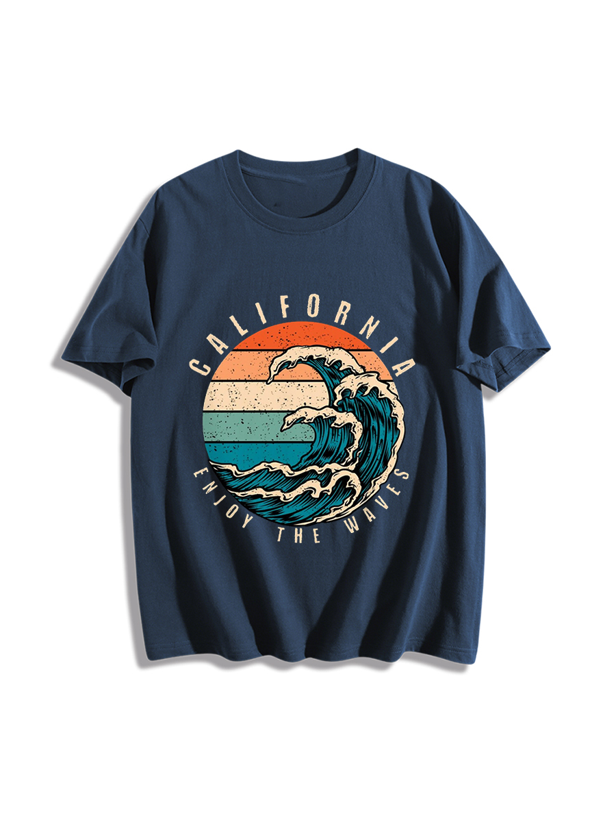 Wave Enjoying Graphic T-Shirt