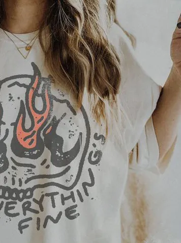 Women's Skull Graphic Short - Sleeve Tee