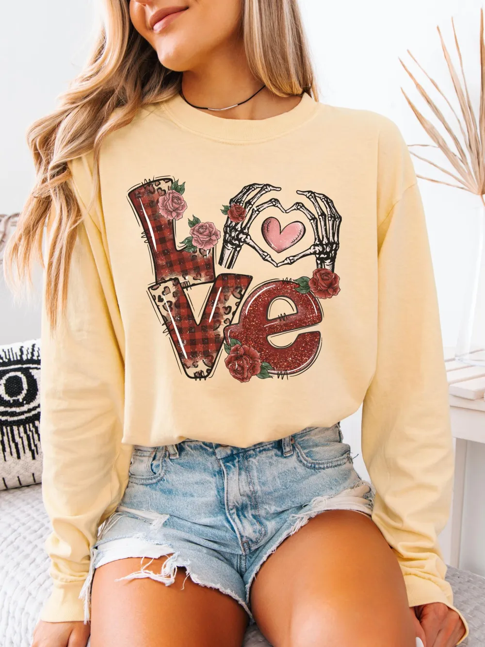 Skeleton Hand Love Print T-Shirt