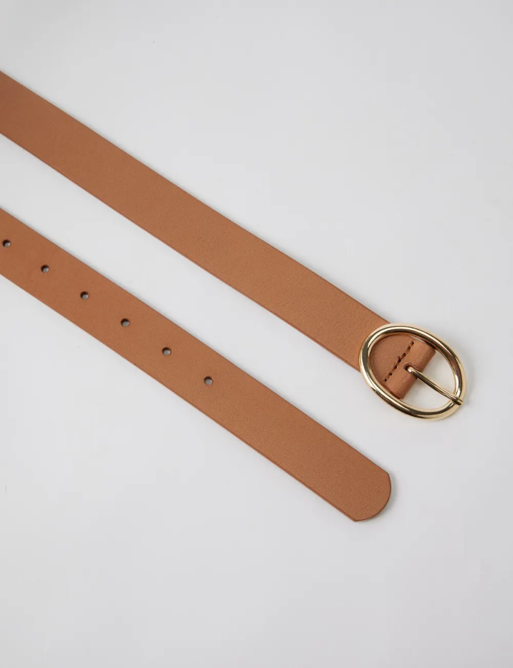 Brown Leather Belt With Metal Buckle