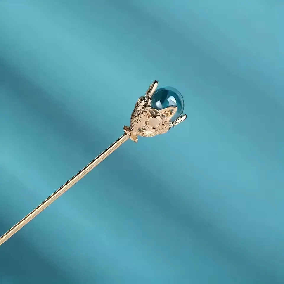 Elegant And Exquisite Sapphire Blue Hairpin