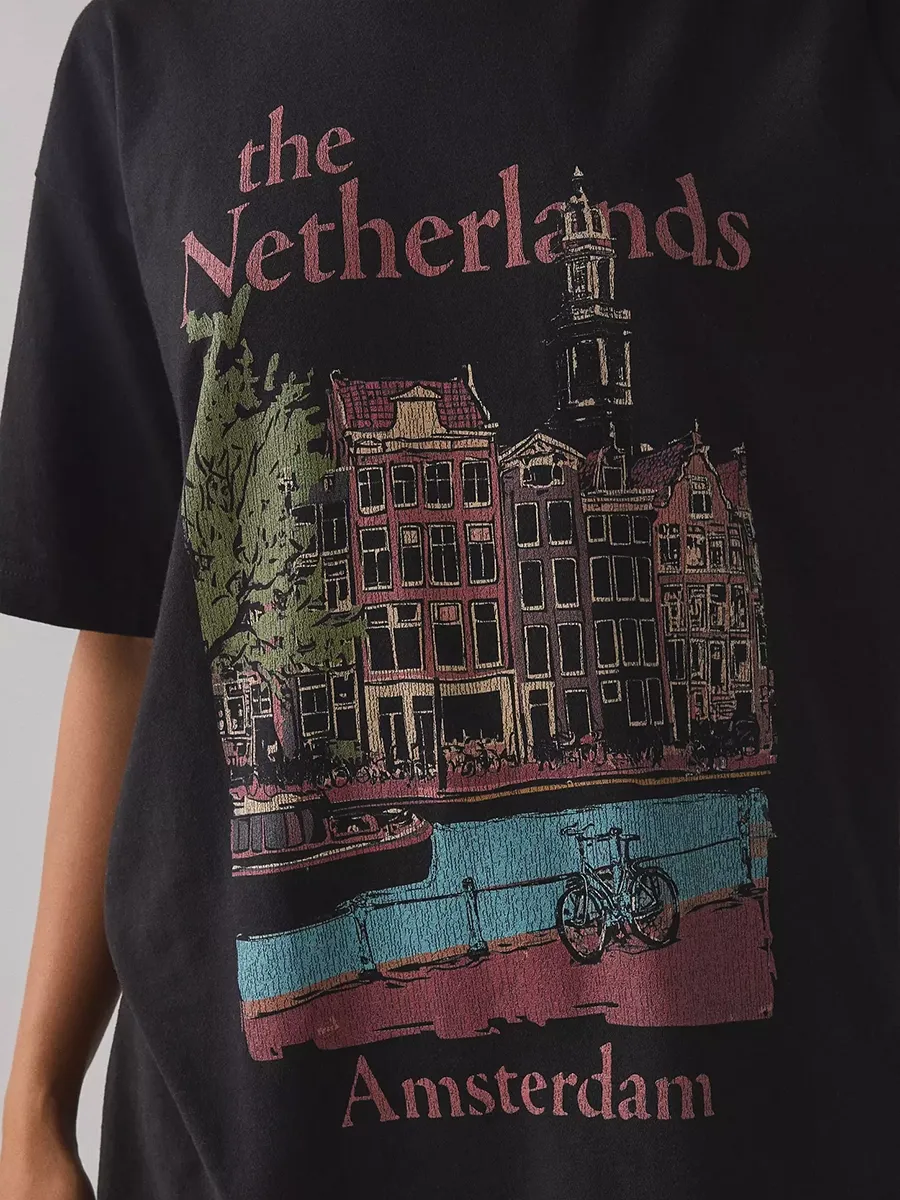 A Pure Cotton T-Shirt With Dutch Pattern Printing For Ladies