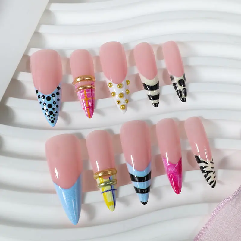 Nailhour 24Pcs Gilded 3D Resin Medium Almond Press On Nails