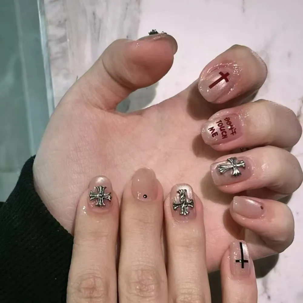 Nailhour 10Pcs 3D Gothic Rhinestone Short Square Press On Nails