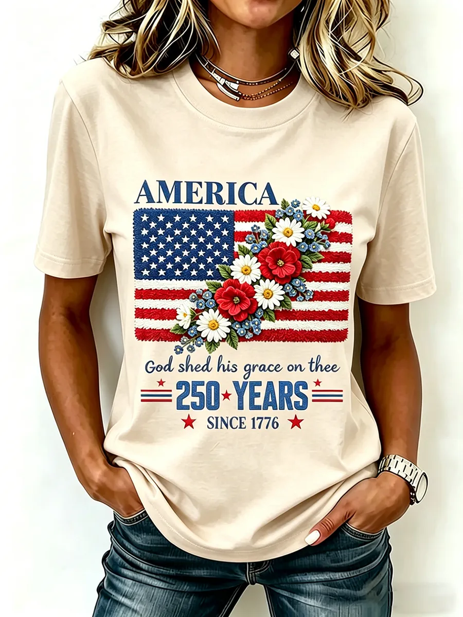 Women's 250 Year Old American Flag Floral Print Round Neck T-Shirt