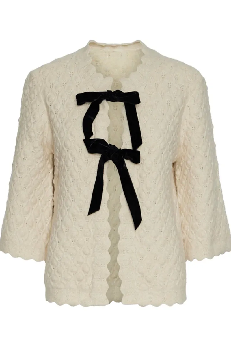 Bow Accentuated Cropped Knitwears