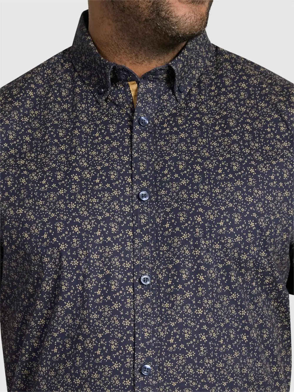 Men's Stylish Dotted Short Sleeve Shirts