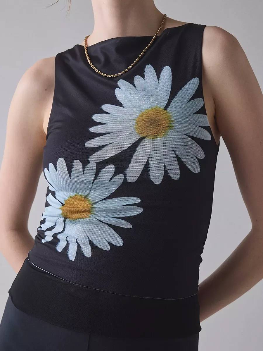 Women's Daisy Print Sleeveless Vest