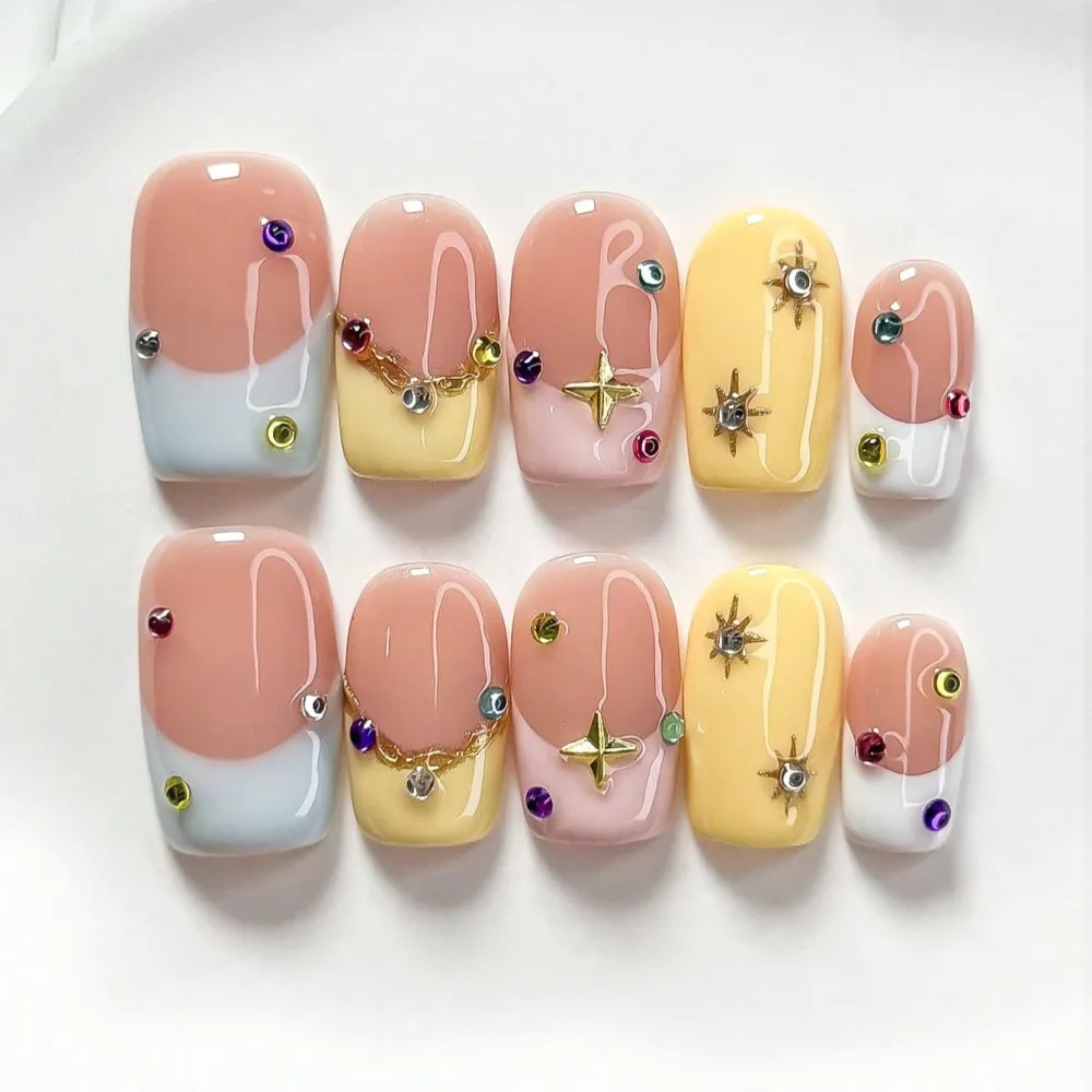 Nailhour 10Pcs Handmade Rhinestone Medium Square Press On Nails