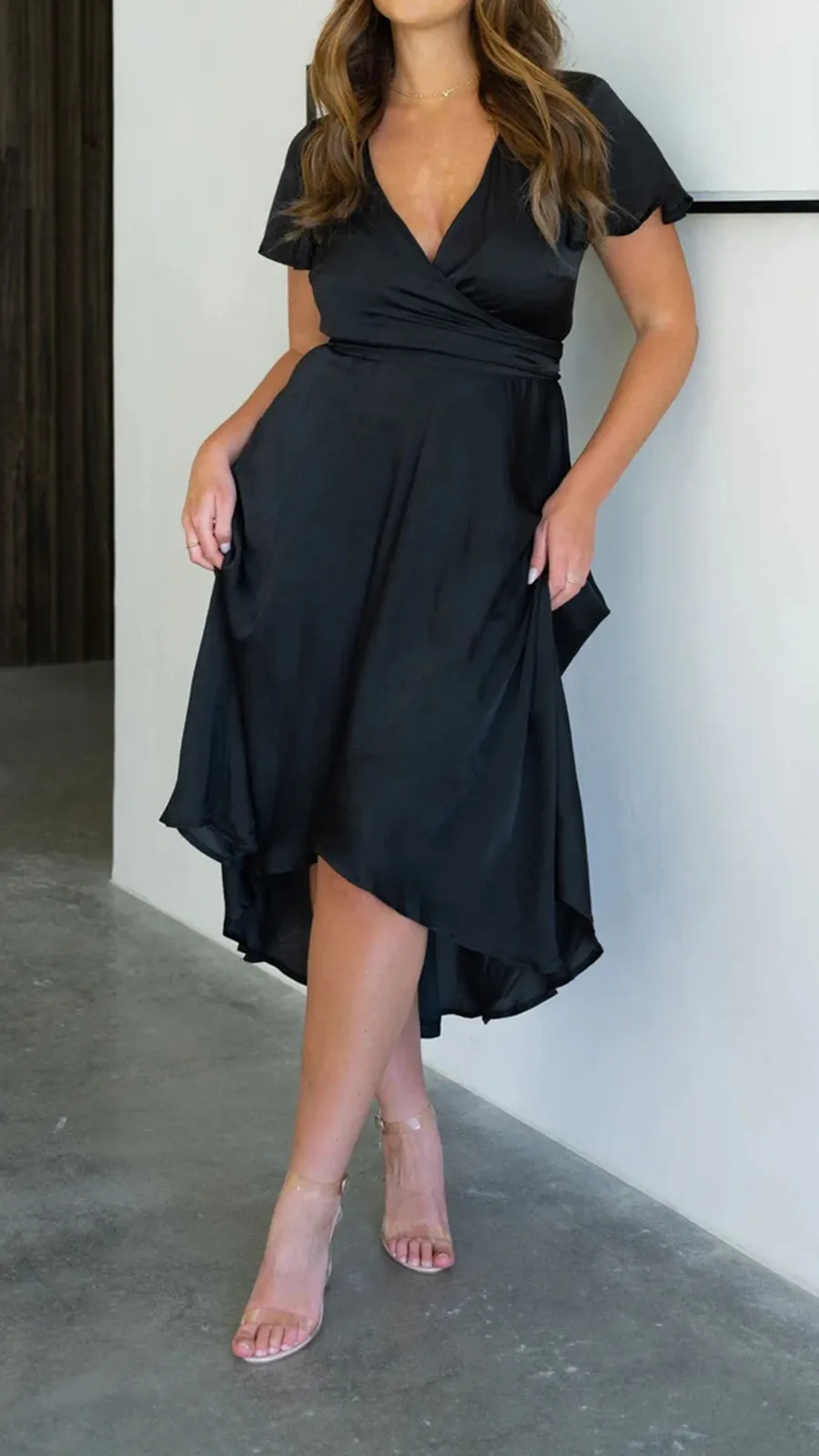 Sexy Flowing With Cutout Back Midi Dress