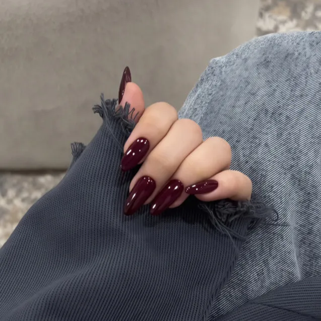 Nailhour 30Pcs Red Medium Almond Minimalist Press On Nails