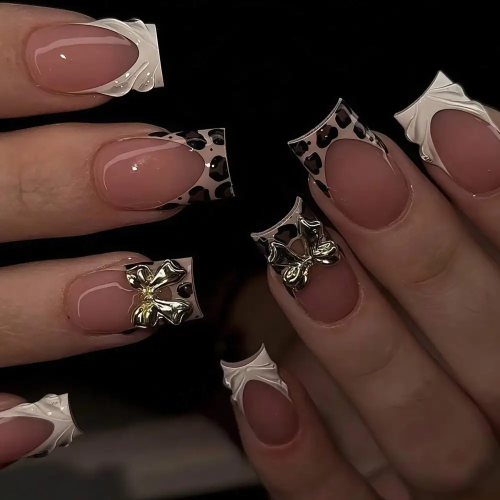 Nailhour 24Pcs Autumn Rhinestone Medium Square Press On Nails