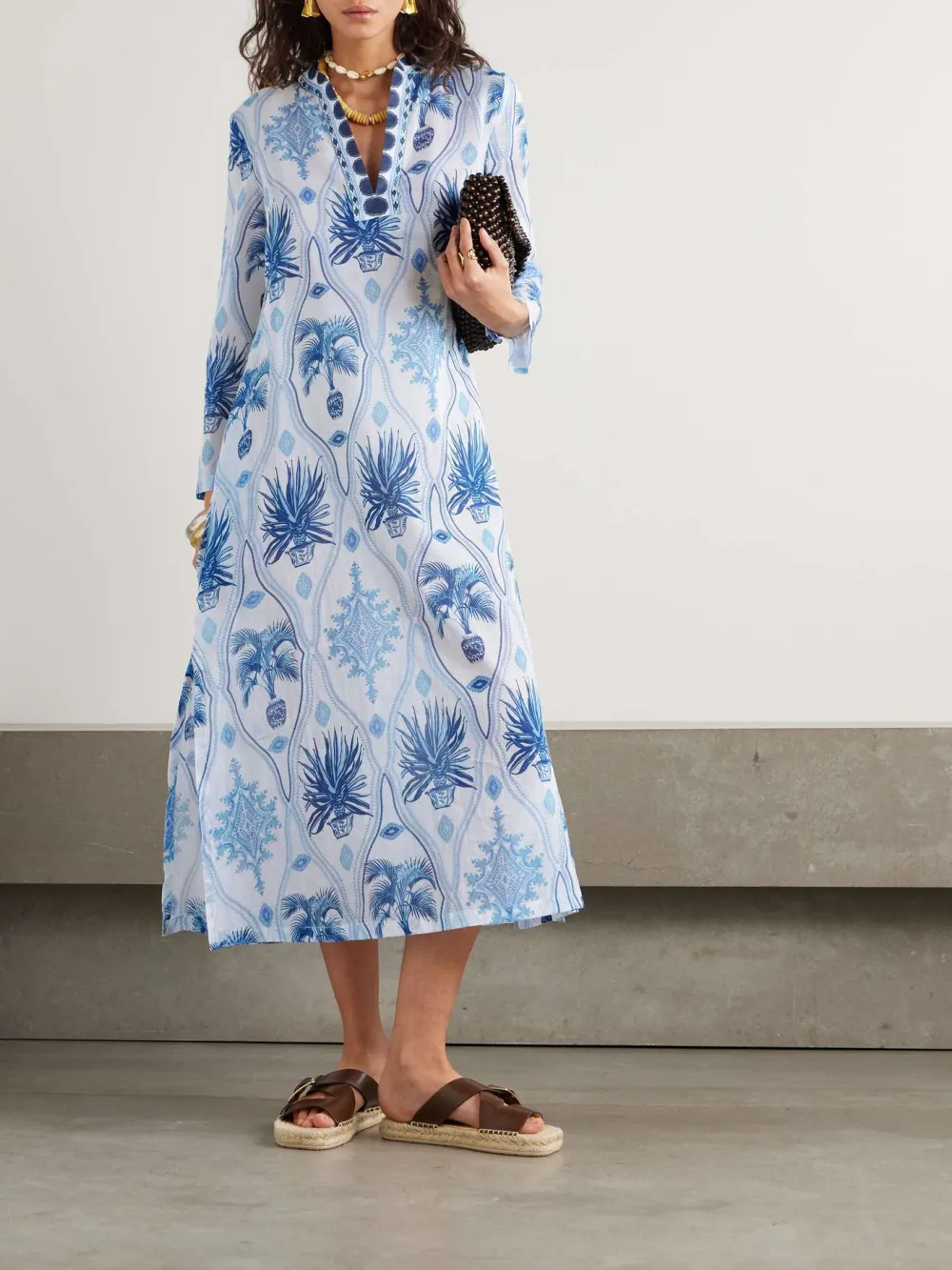 V-Neck Plant Print Midi Dress