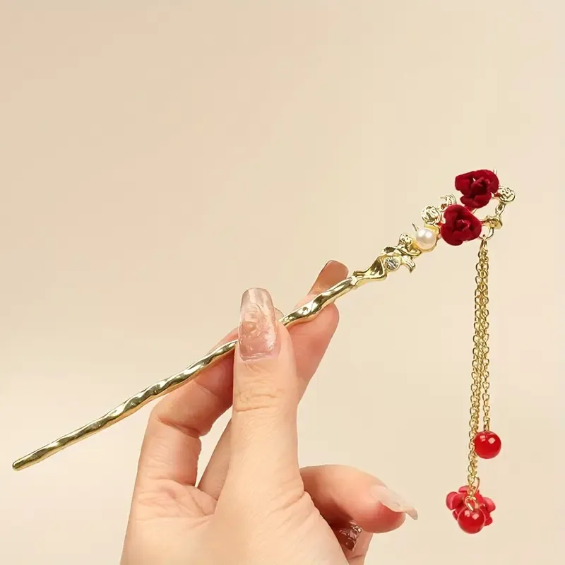 Elegant And Ancient-Inspired Headpiece