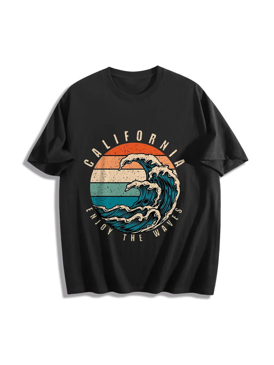 Wave Enjoying Graphic T-Shirt