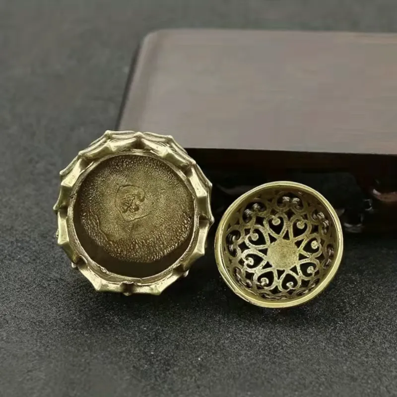 Serving Tea Table Ornament