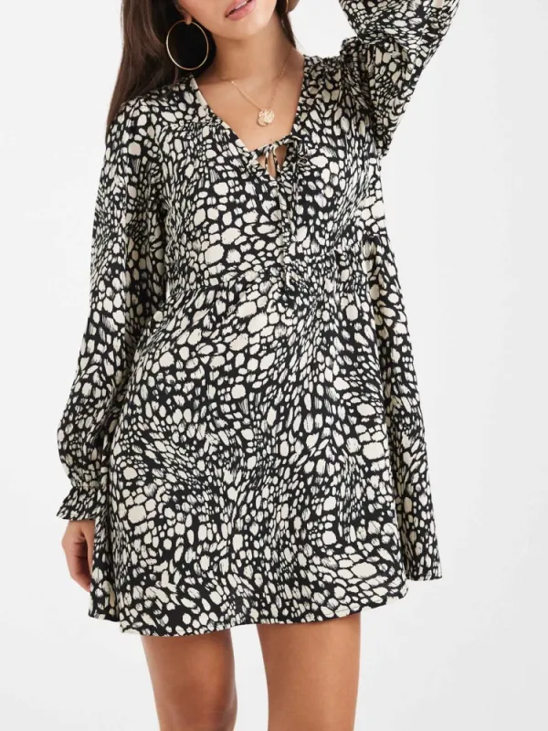 Print Ruffle Sleeve Dress