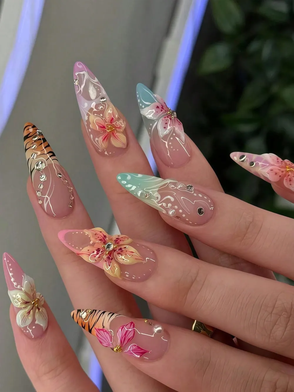 Nailhour 24 Pcs Almond Embossed 3D Matte Floral And Ombre Tiger Print Nail Art