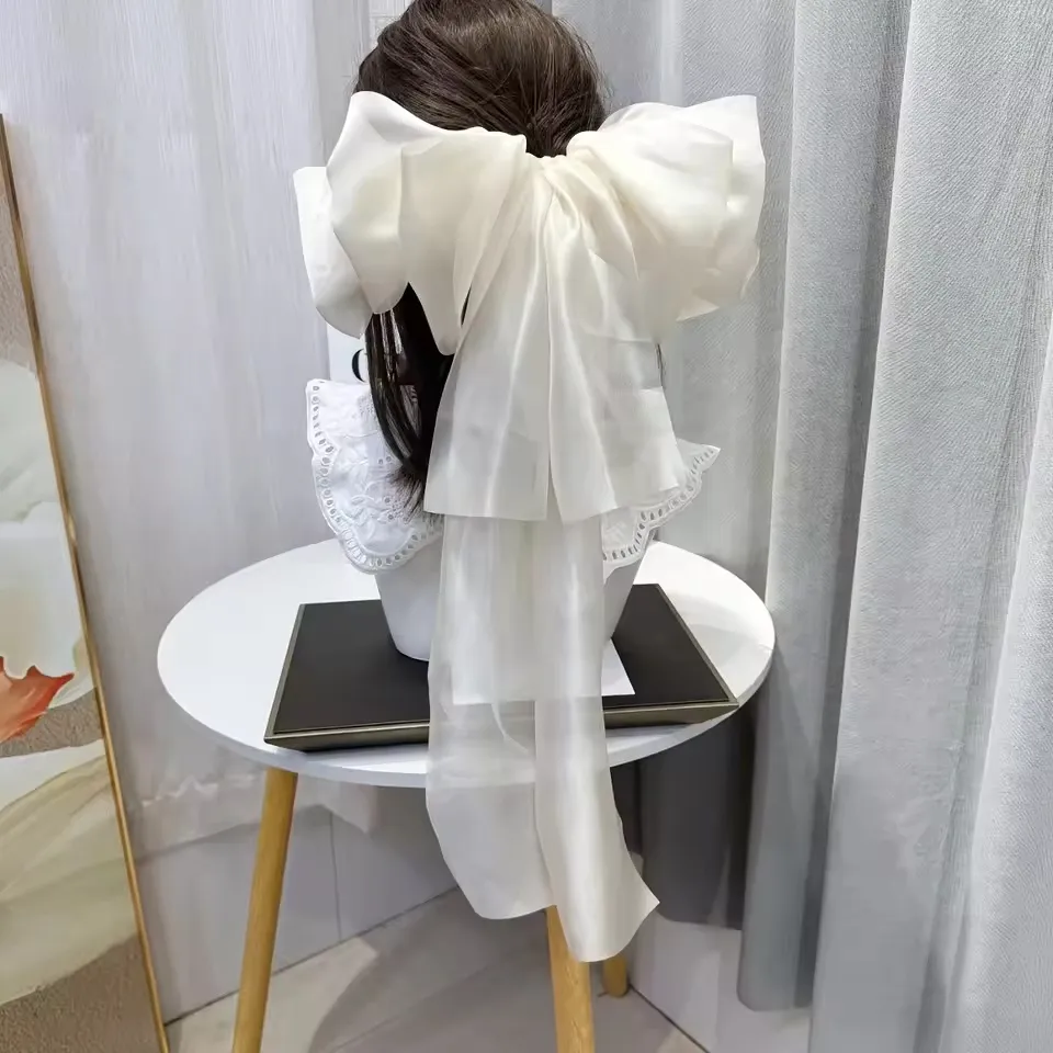 Elegant Oversized Bow Hair Accessory