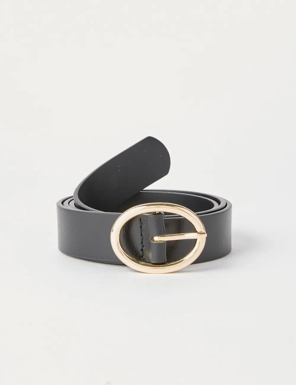 Low-Key Versatile Black Leather Belt