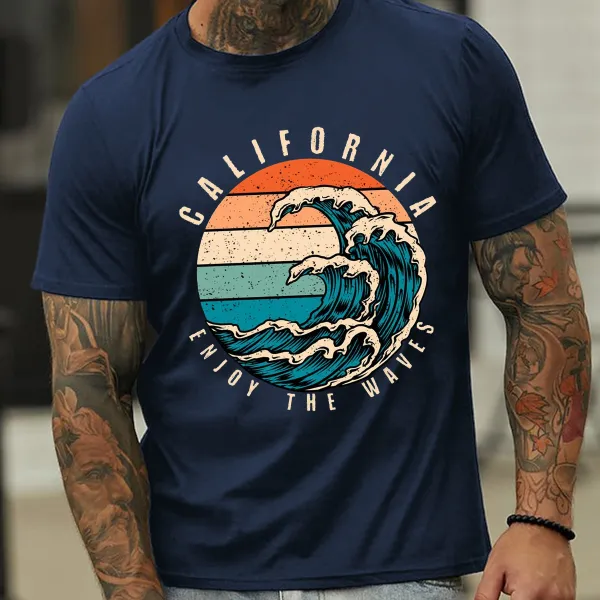 Wave Enjoying Graphic T-Shirt