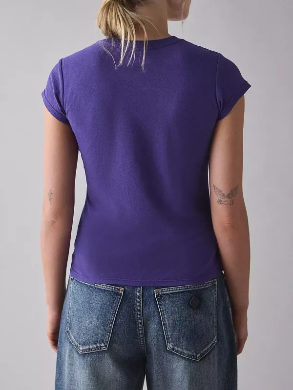 A Pure Cotton Short T-Shirt With Facial Print For Ladies