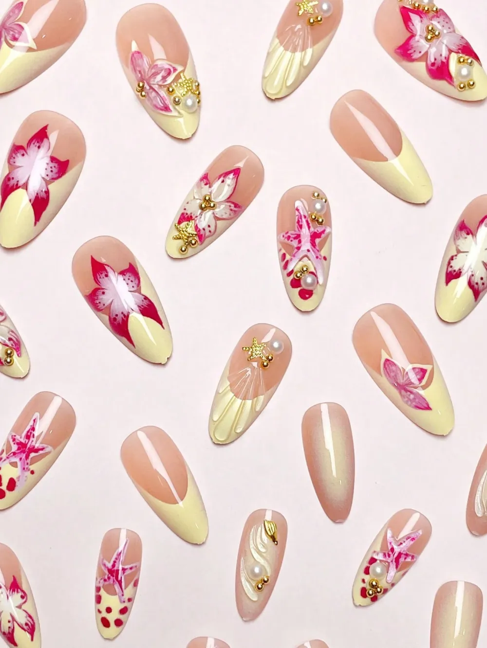 Nailhour 3D Yellow 24pcs French Almond Ocean Style Elegant 3D Stereo Starfish Press On Nails