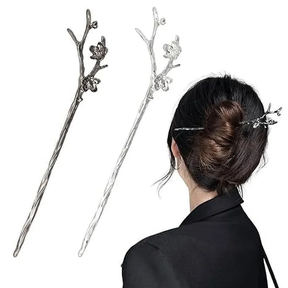 Retro Floral Relief Metal Long Hairpin