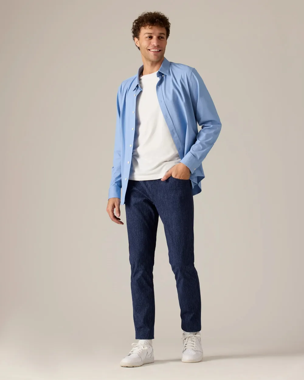 Men's Slim-Fit Flat-Front Pants