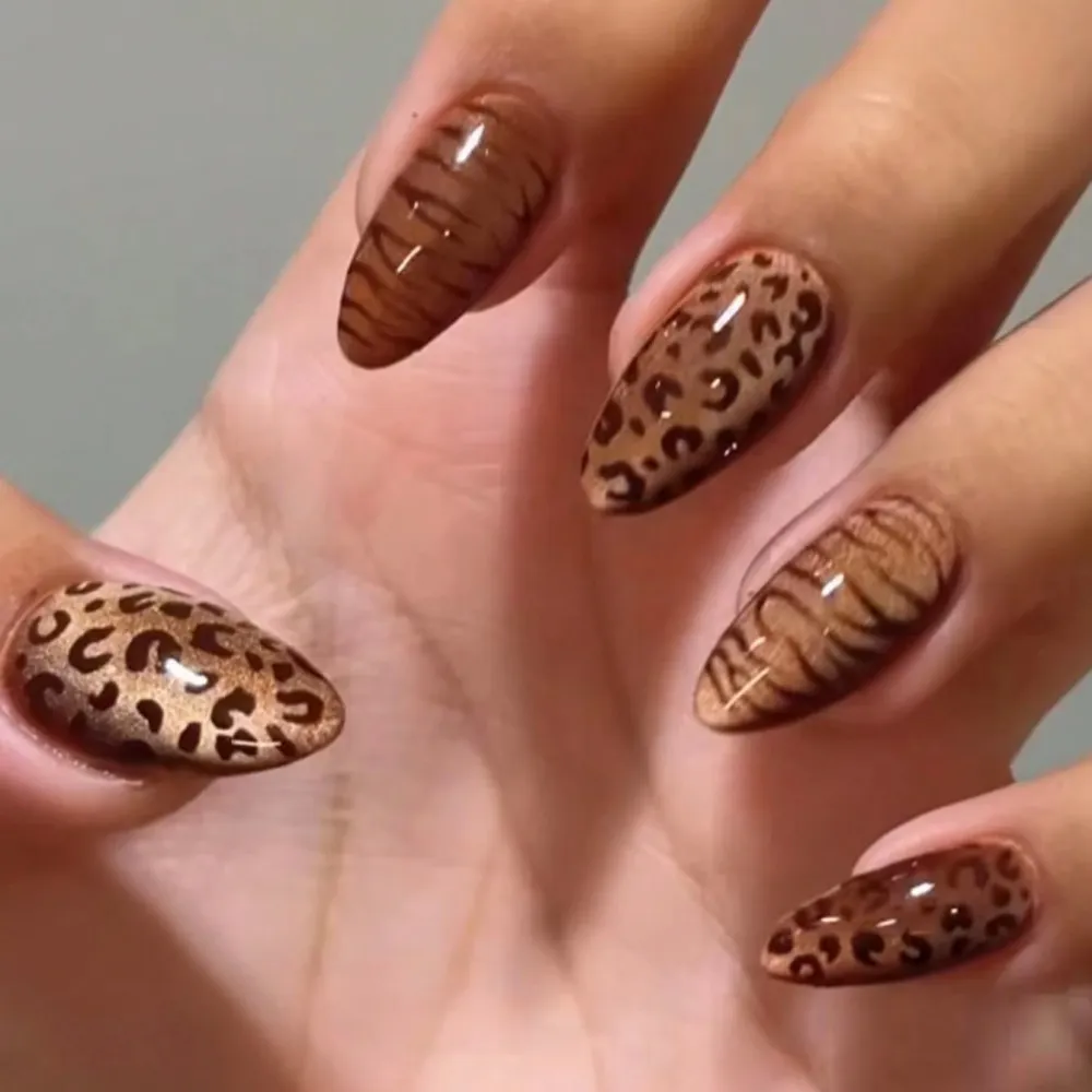 Nailhour 24Pcs Autumn Medium Almond Press On Nails