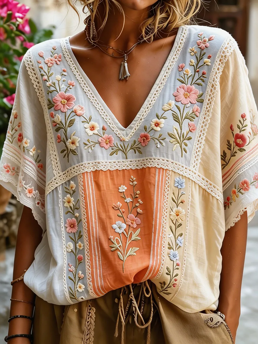 Women's Retro Floral And Lace Art Splicing Cotton Linen Blend Comfortable Casual V-neck Short Sleeve Top