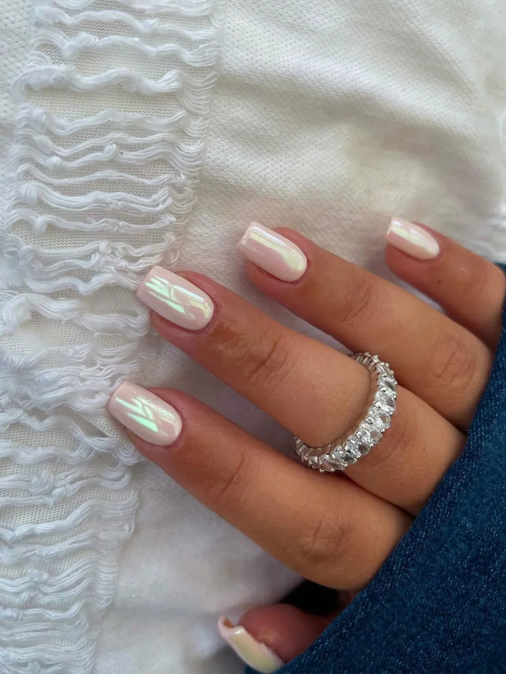 Nailhour 24Pcs White Minimalist Short Square Press On Nails