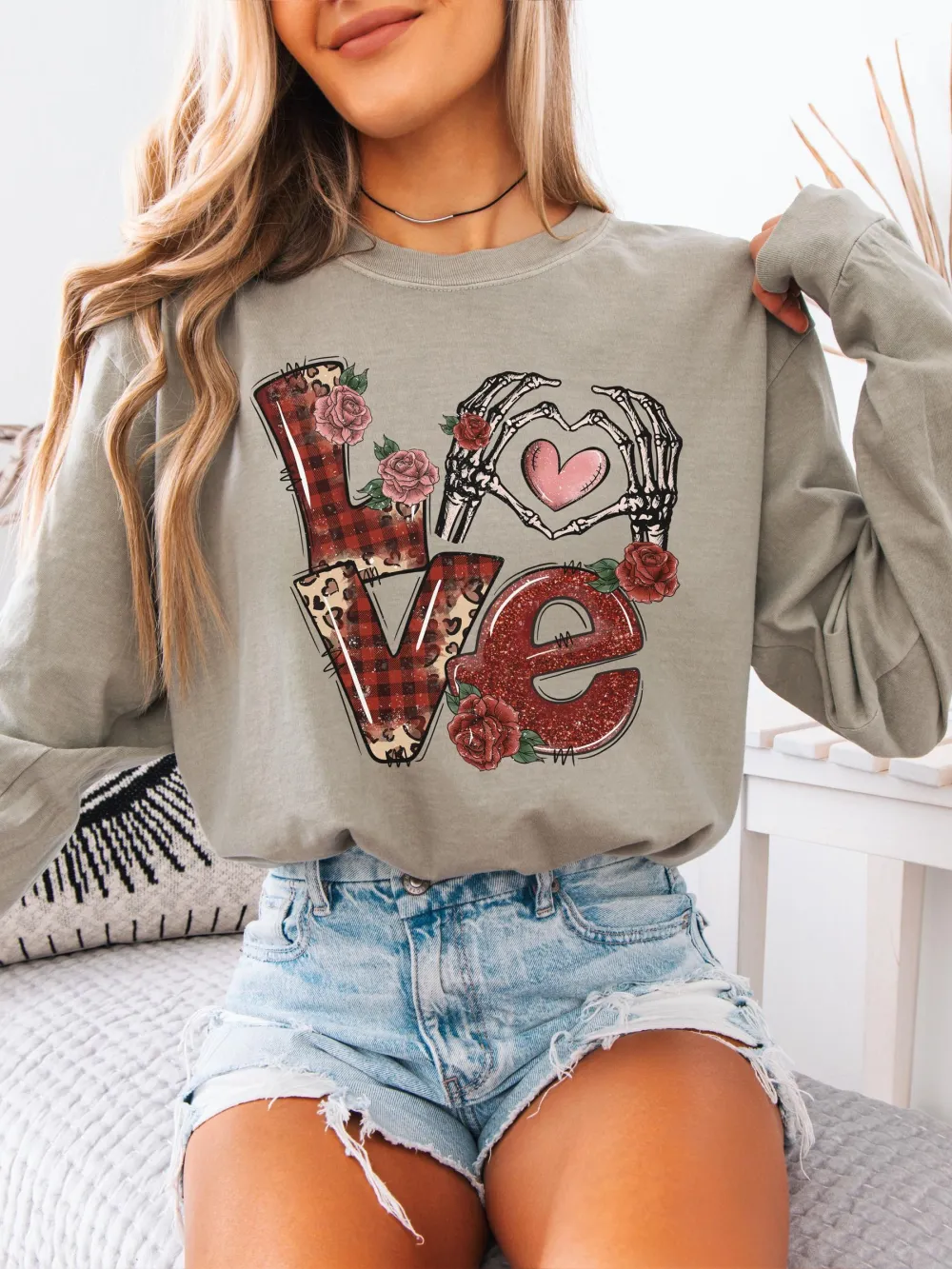 Skeleton Hand Love Print T-Shirt