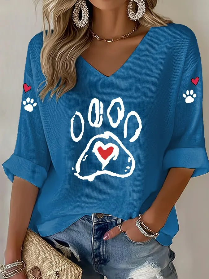 Women's T-shirt With Retro Animal Paw Print