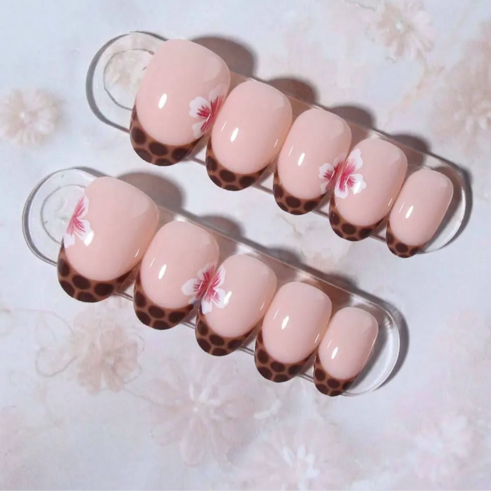 Nailhour 24Pcs French Autumn Short Almond Press On Nails