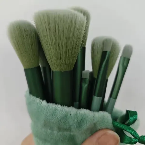 Soft And Fluffy Makeup Brush Set