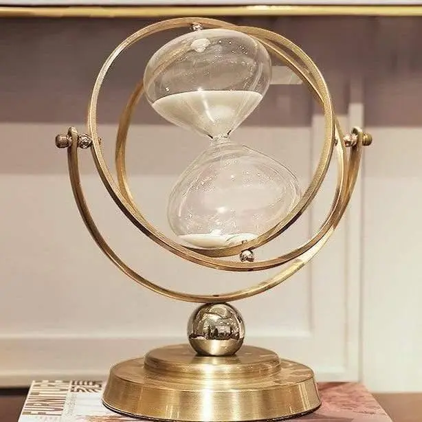 Alotha Hourglass