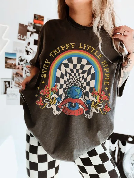 Women's Hippie Graphic Short - Sleeve Tee
