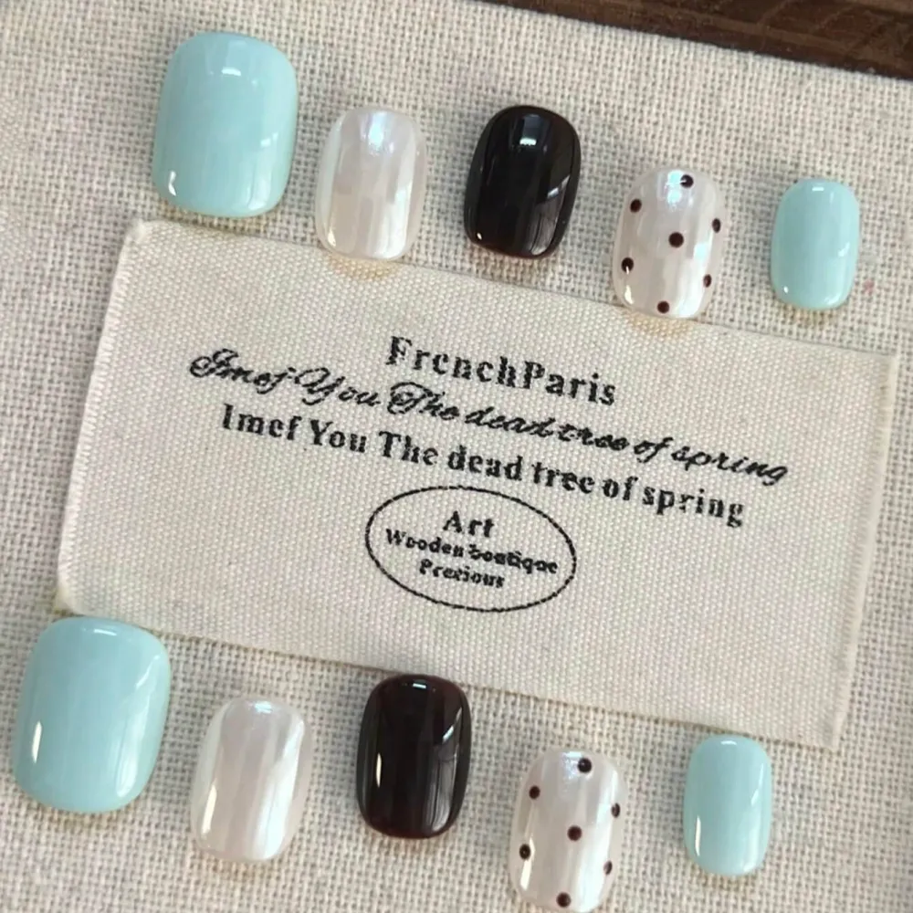 Nailhour 10Pcs Handmade Short Oval Minimalist Press On Nails