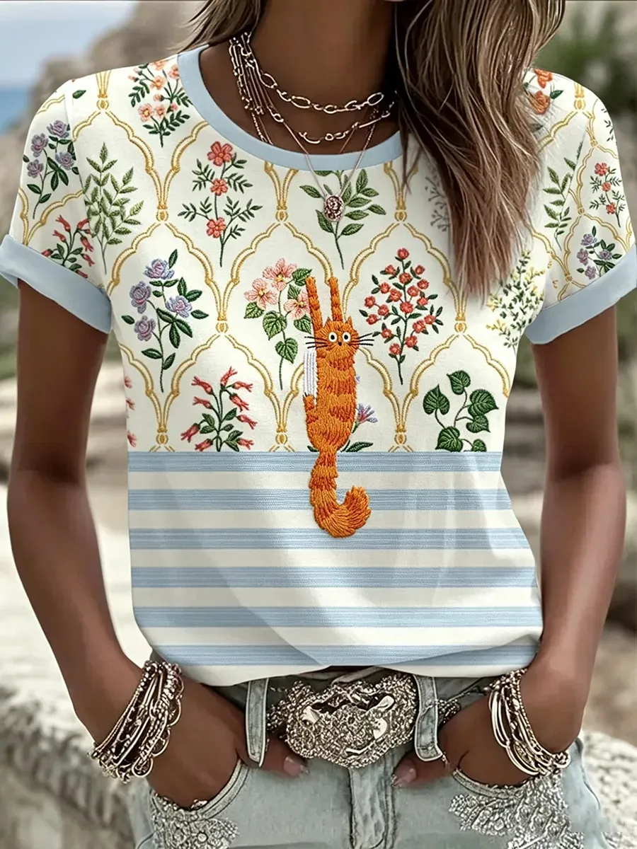 Women's Cute Cat & Floral Art Casual Short Sleeve T-shirt