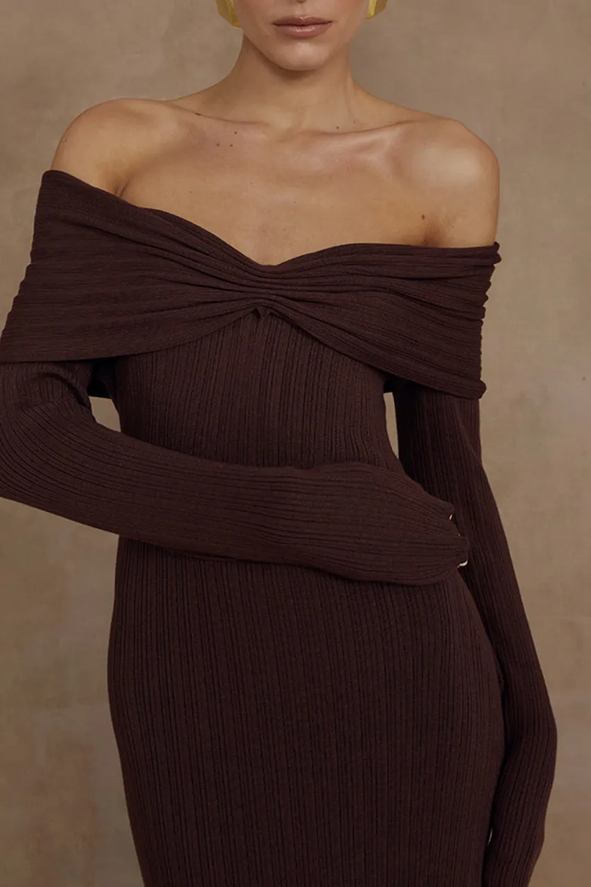 Off Shoulder Long Sleeved Knitted Midi Dresses